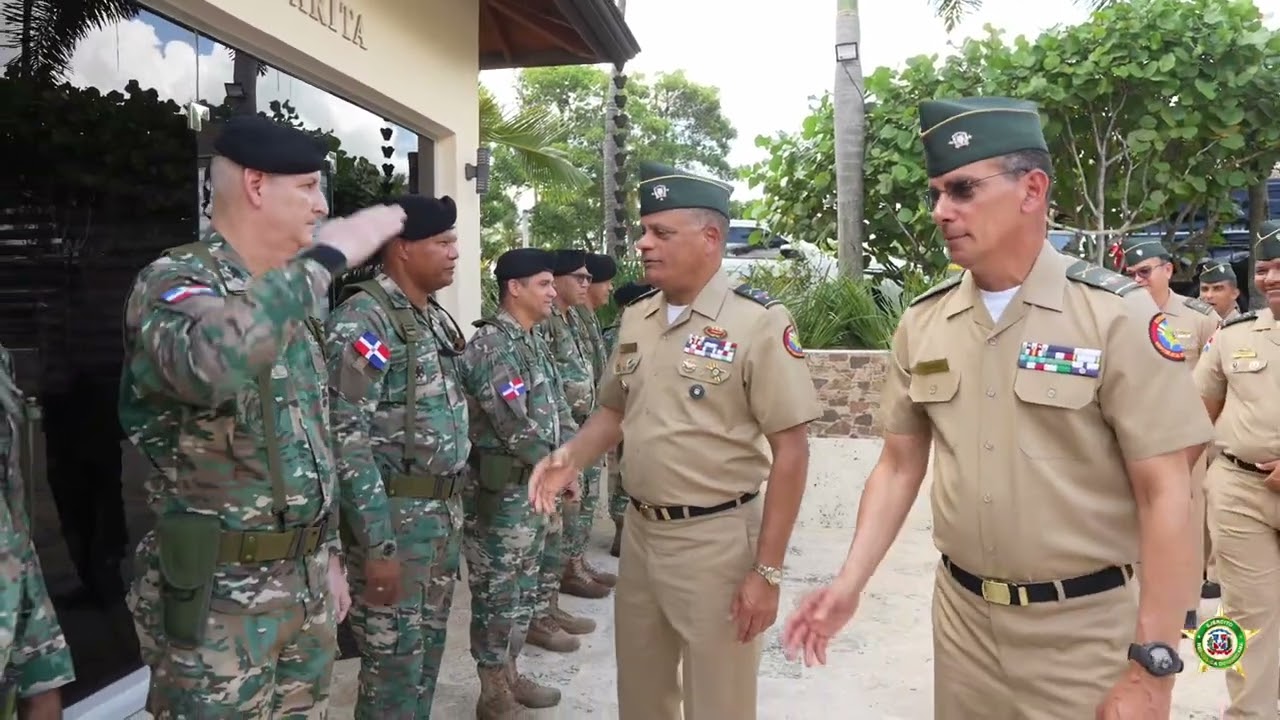 Ejército de República Dominicana realiza reunión de Estado Mayor y presenta proyectos 2025-2026