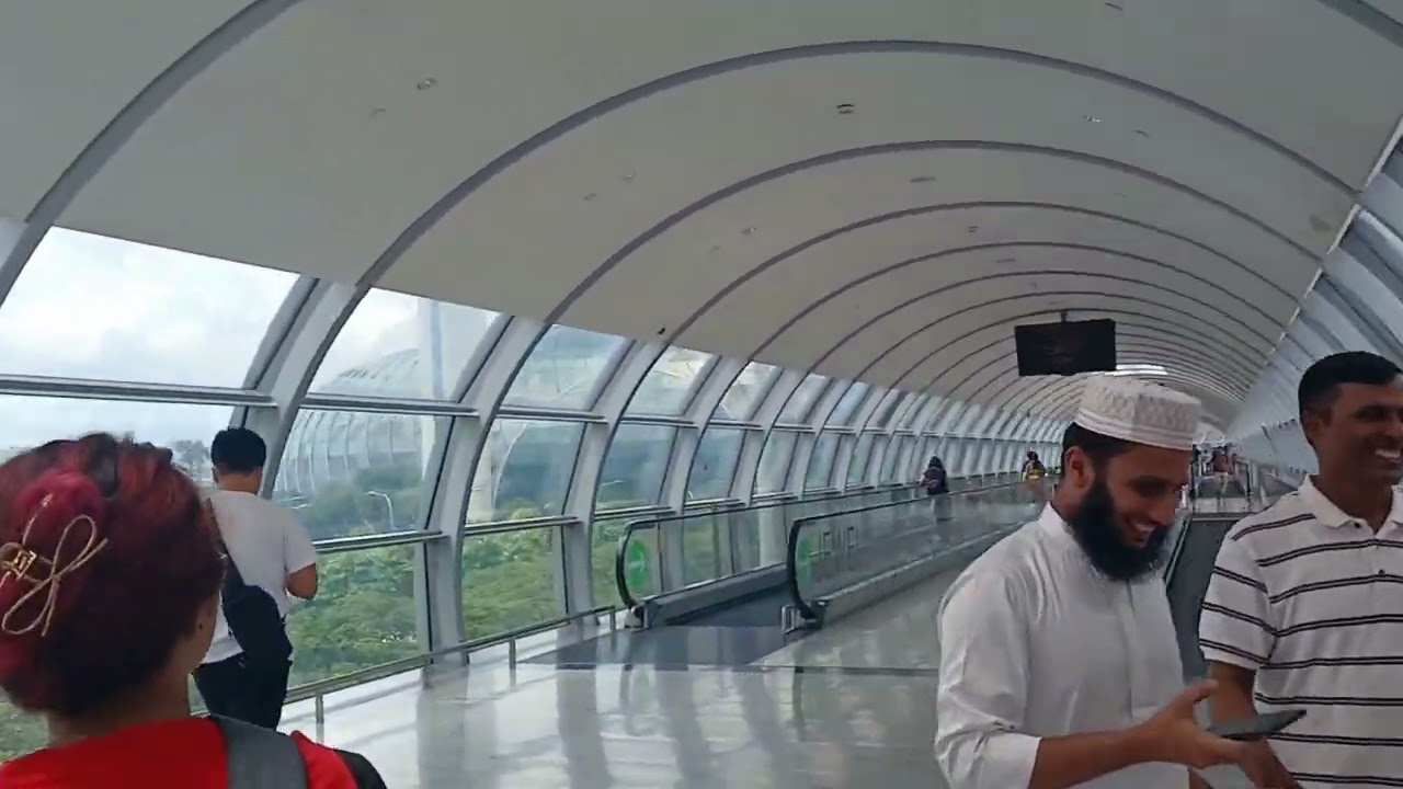 menuju jewel waterfall dari terminal 2 changi airport , cara menuju jewel dari Stasiun MRT changi