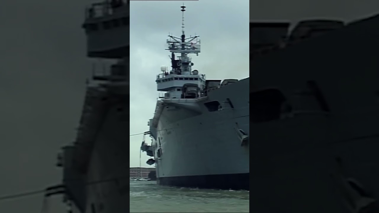 Loading A Mega Ship #emergenciesupclose #warship  #Shorts