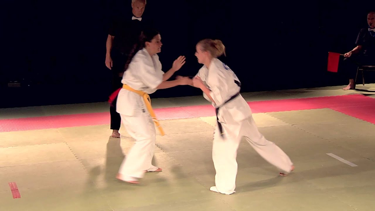 Marta Lubos (Poland) vs Sarah Edsberger (Sweden)