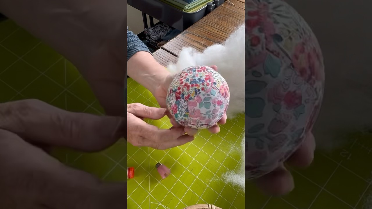 English Paper Piecing - Making a Liberty Pentagon Ball #thelasthomelyhouse #libertyfabric