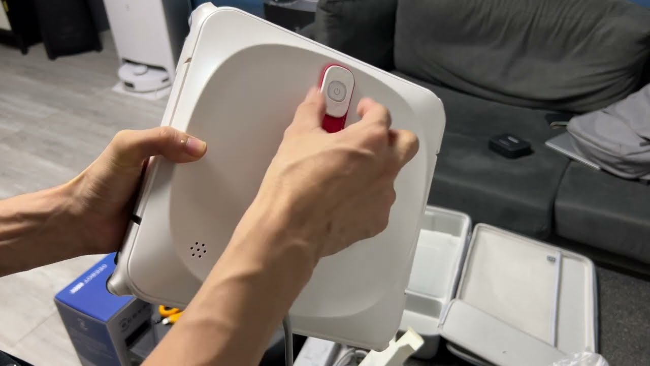 Mở hộp robot lau kính Ecovacs Winbot 920