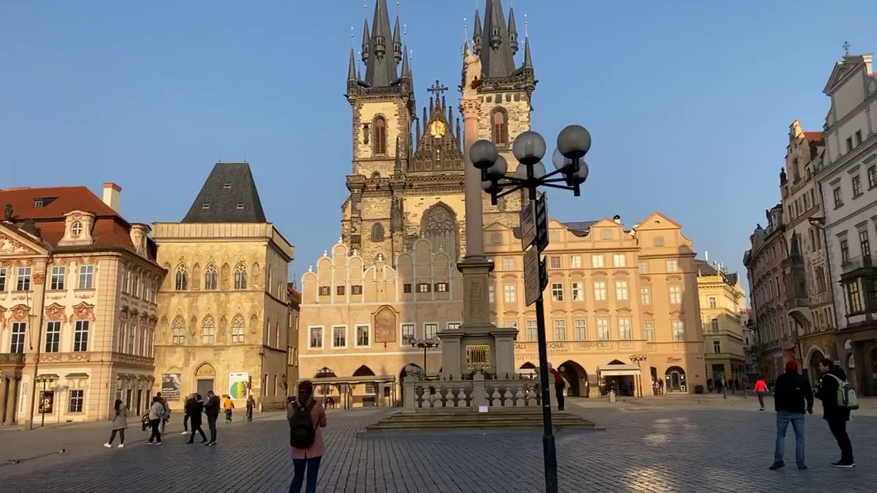 STAROMĚSTSKÁ RADNICE(komentovaná procházka)