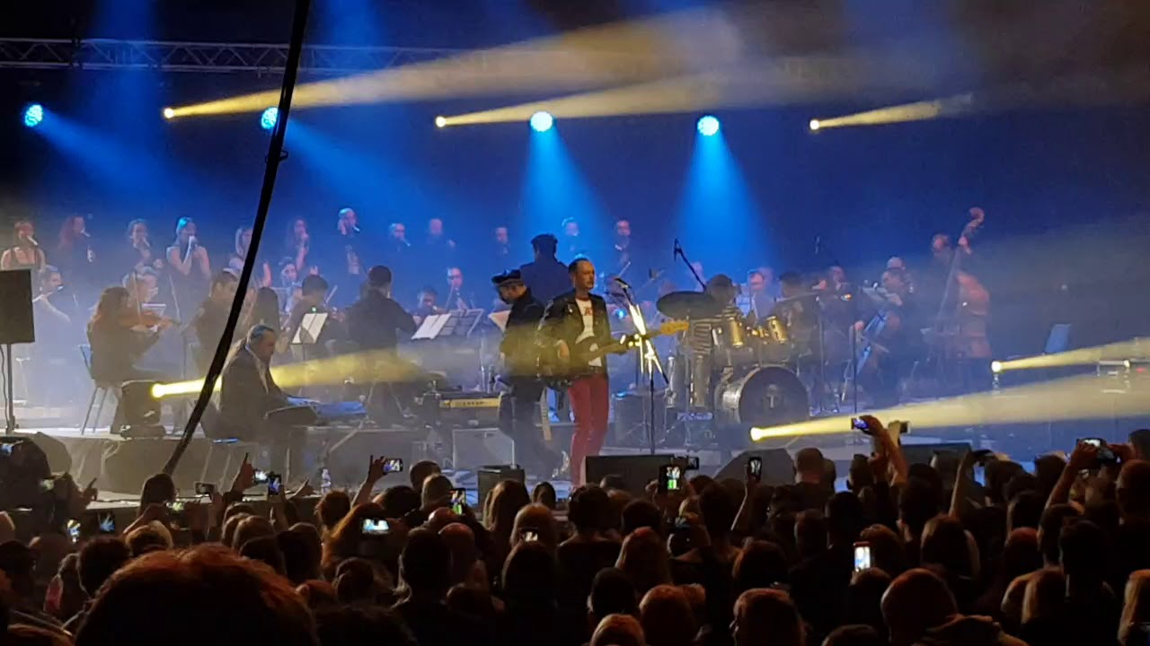 QUEEN Real Tribute Band Performing Bohemian Rhapsody