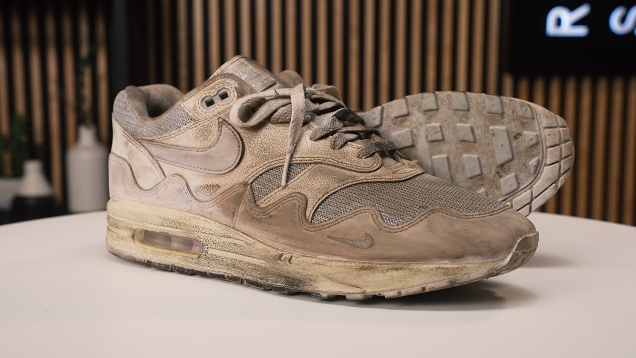 How To Clean White Nike Sneakers