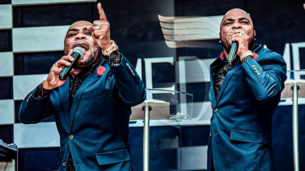 УБИЙСТВО СЕБЯ - ПАСТОР МАЙКЕР КАРПЬЯДОСА