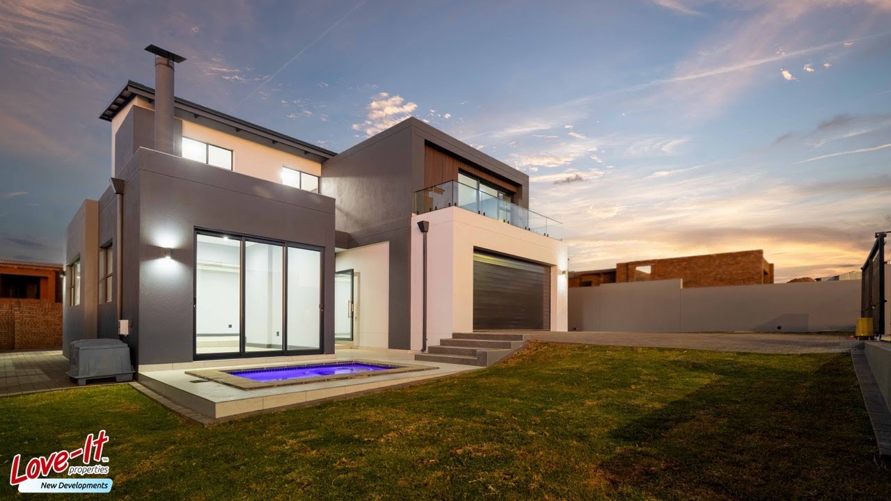 Luxury Turnkey Home at Fountainbrook Estate