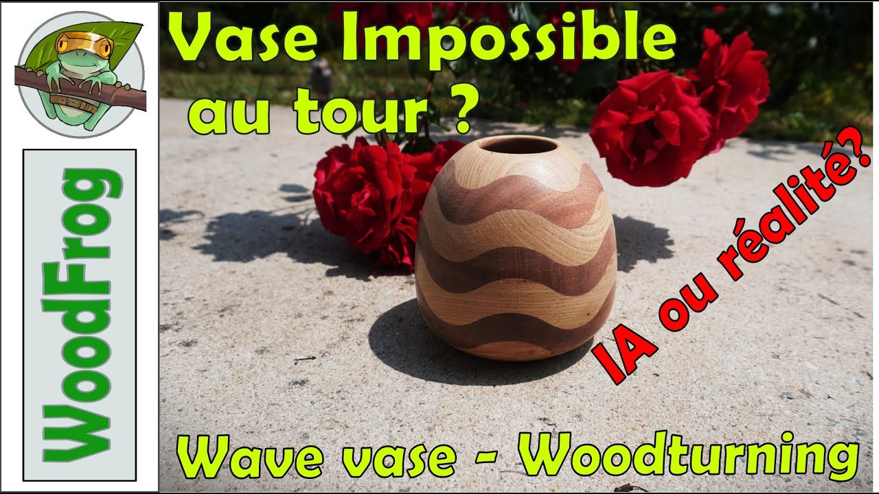 Vase a vagues en Sapelli et Châtaignier - Tournage sur bois