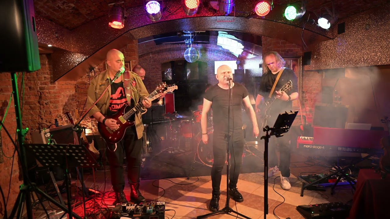 Tekla's Night - 5 Amigos - Noc Komety