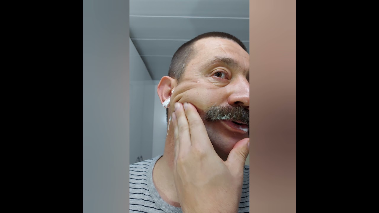 m&uuml;hle rocca-r94 , Blueness shaving gel , alsancak traş sabunu, yagi brush şarabi ...