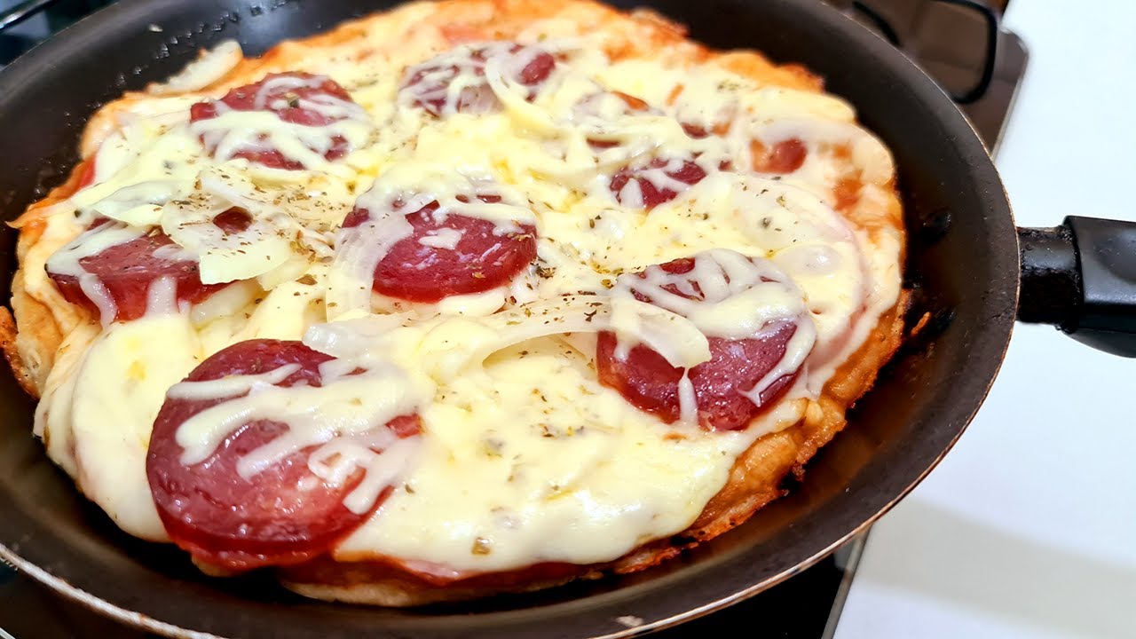 Sem ovo , Sem leite , e Sem forno  Pizza de Frigideira simples e fácil seu lanche da tarde