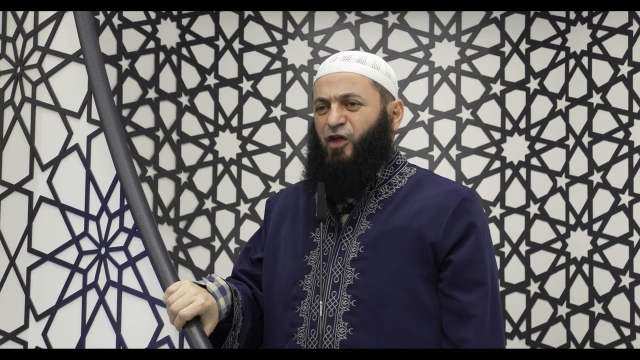 Per &ccedil;ka po e feston fest&euml;n e vitit te ri? | Hoxh&euml; Sadullah Bajrami