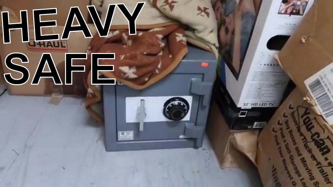 HEAVY SAFE Found In Abandon Storage Unit I Won