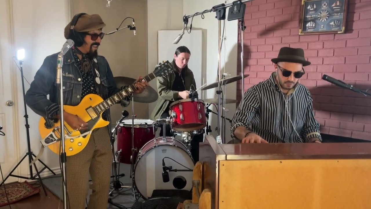 Smiley Bone Jones & Known Associates - I'll Play The Blues For You - Live at Jimmy's Joint