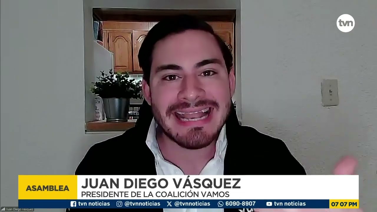 Autorizan a diputados a ejercer como abogados durante su periodo