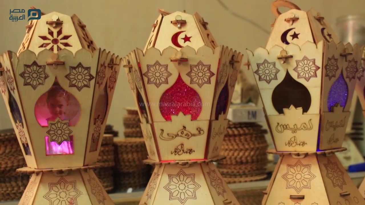 مصر العربية | مراحل صناعة الفانوس الخشب‎