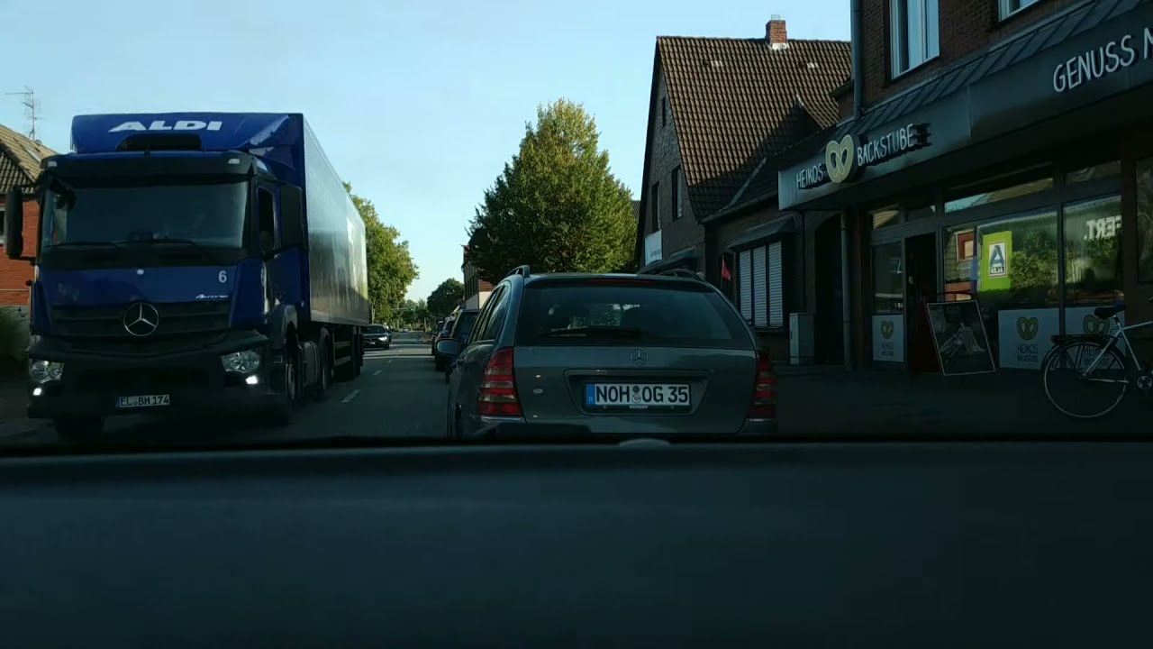 Durch Nordhorn fahren bis zum Bahnhof