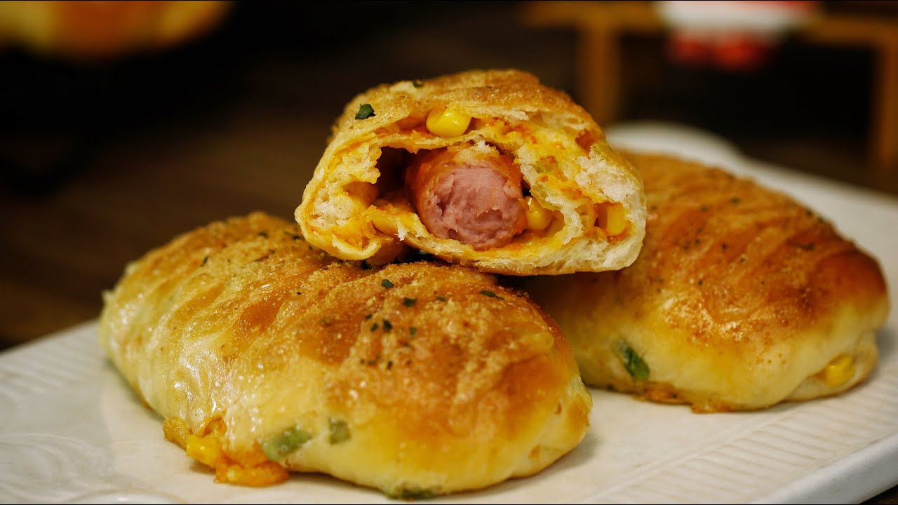 NO KNEAD AND EASY GARLIC SAUSAGE BREAD | TANPA DIULENI! ROTI GARLIC ISI KEJU SOSIS. SUPER EMPUK