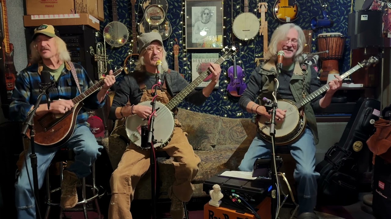 Listen to the Music on Banjo, Banjo Bass, Banjola & Foot Drums, Doobie Brothers, ClawJam fingerpicks