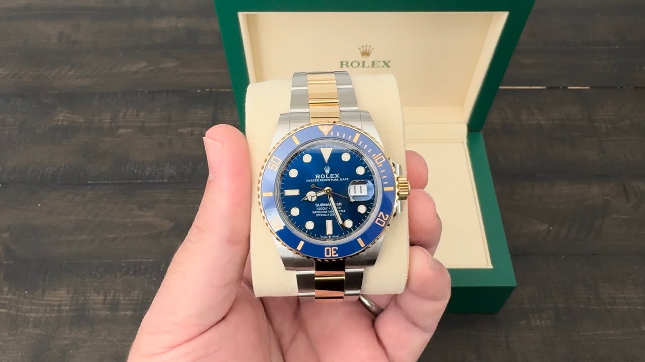 Взглянем на двухцветные часы Rolex Submariner &laquo;Bluesy&raquo; с синим циферблатом (126613LB)