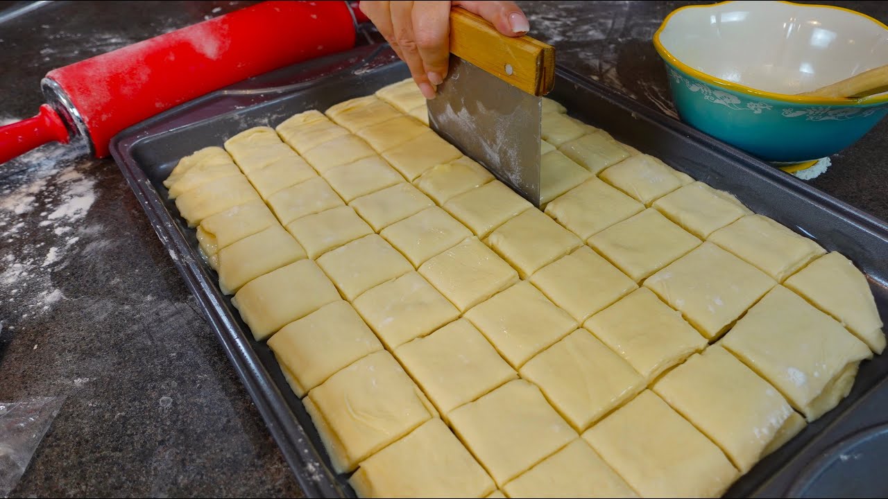 Lisnato cudo za vikend! Brzo,jednostavno i mirisno!Flaky Weekend Pie – Quick,Simple & Delicious!