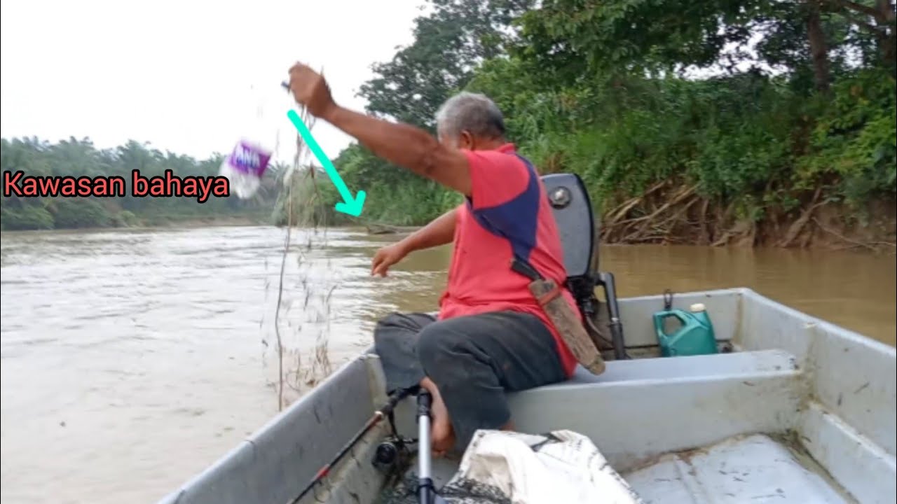 AMARAN!! JANGAN BERANI2 DISUNGAI WALAUPUN AIR CETEK..BANYAK BAHAYANYA...#srift #slimriver 