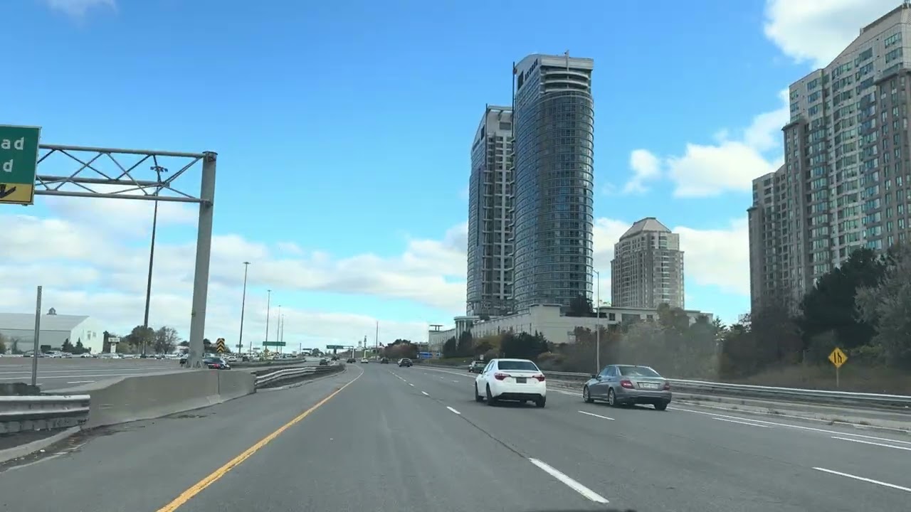 Driving on highway 401 from avenue rd to neilson on saturday morning ontario canada