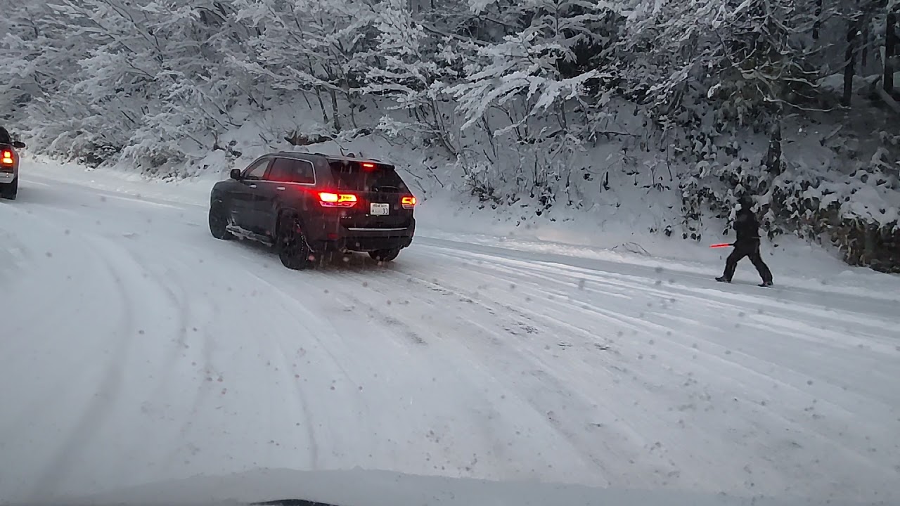 大雪！ダイナランドの峠道！駐車場の空き状況速報！19日の日曜日！高鷲スノーパークとダイナランドの専門チャンネル。