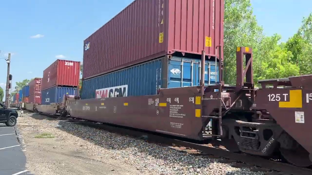 Fast, slow and good trains on the New Castle Sub