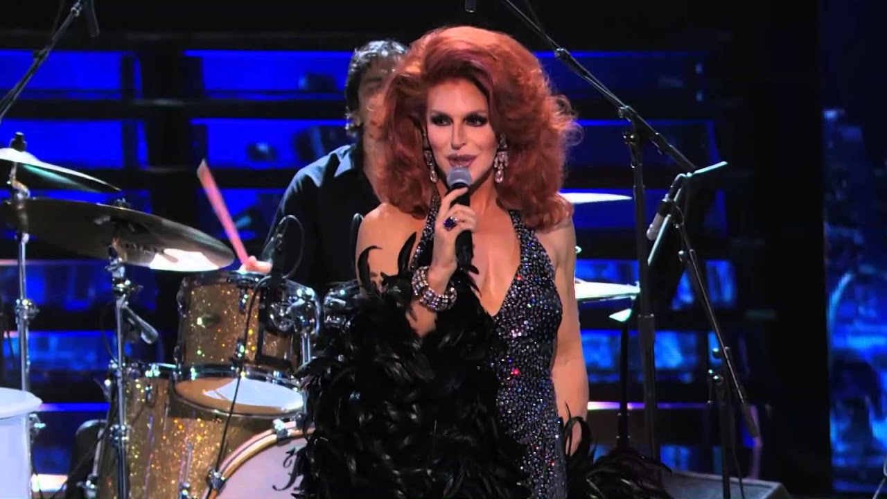 America's Got Talent 2015 - Randy Roberts  Drag Queen Belts  The Lady Is a Tramp