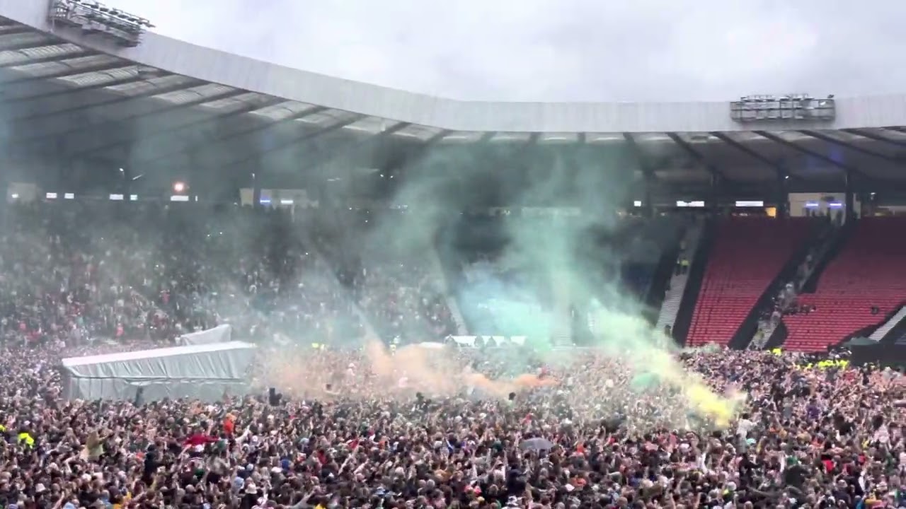 Liam Gallagher- hello + rock n roll star live at Hampden stadium Glasgow 26/06/2022