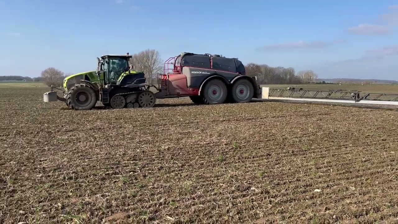 Claas Axion 960 Terra Trac with Horsch Leeb 12 TD sprayer and Rauch AXIS fertilizer spreader
