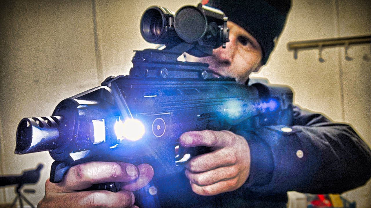 Hitman in Real Life (Olight PL-Mini 2 Valkyrie)