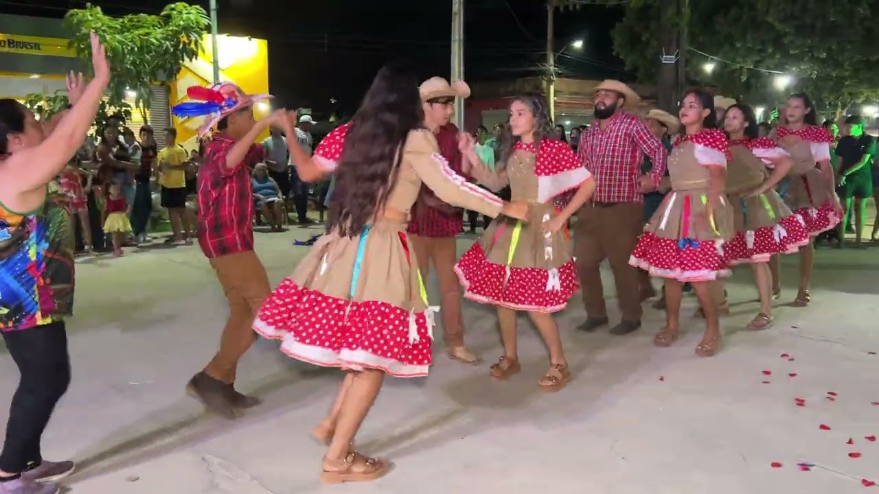 12 Quadrilha Espaia Brasa