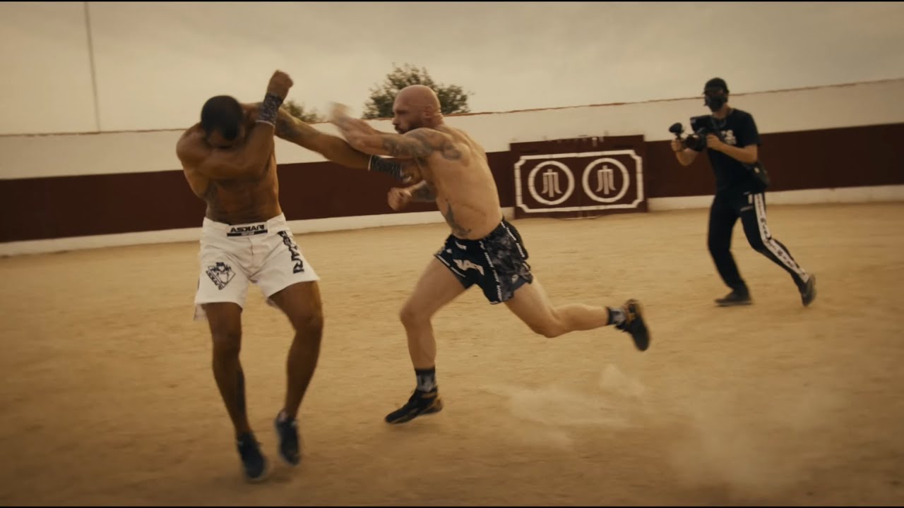 O EVENTO SEM LUVAS QUE TA CHOCANDO O MUNDO DA LUTA '' NAO EXISTE REGRAS ''