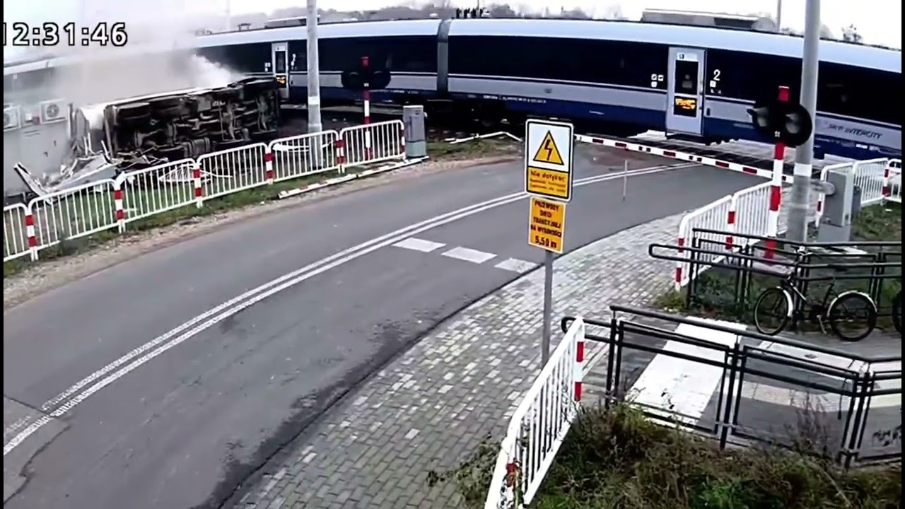 Wypadek na przejeździe Nowa Sucha Dart ED161-004