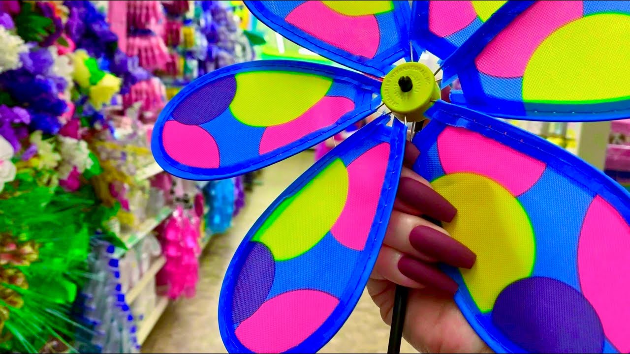 PUBLIC ASMR TINGLES 🌸Tapping & More Through tha Store🌸