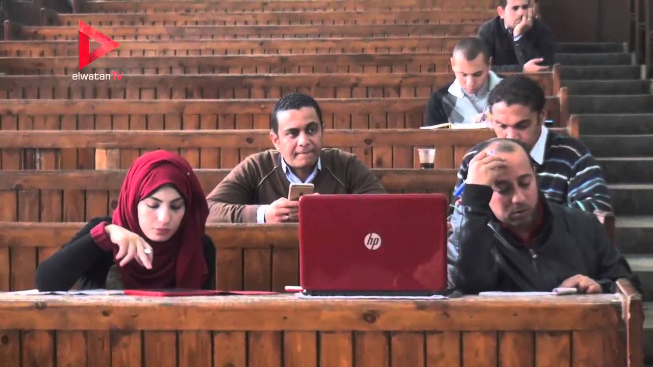 للمرة الأولي  ..  حبارة خارج القفص  