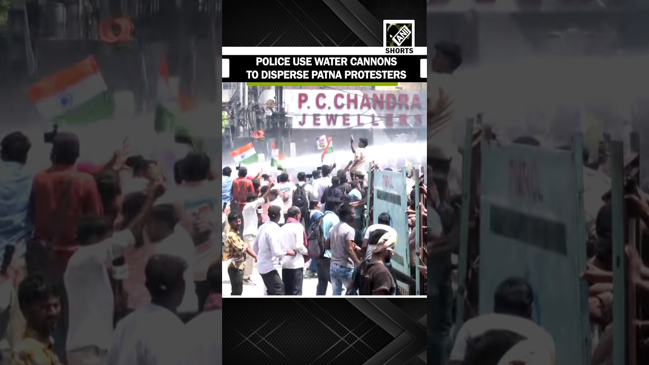 After barricades broken, Police deploy water cannons to disperse protesters in Patna | BPSC