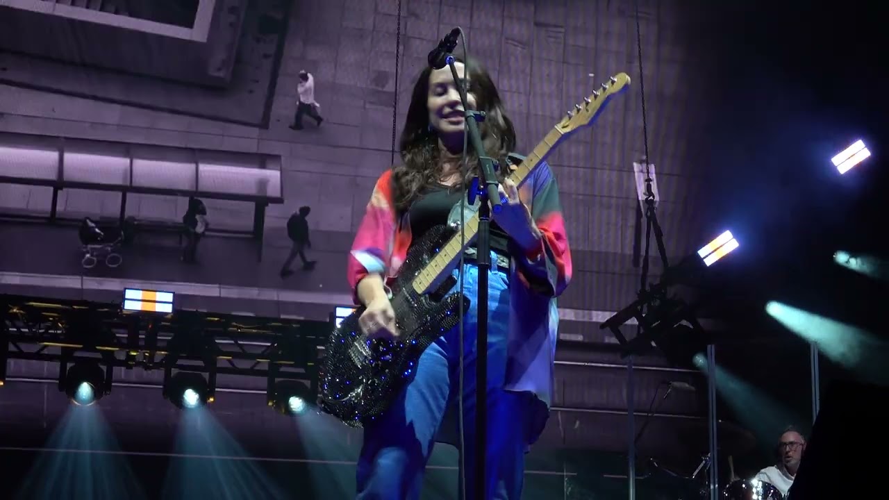 Alanis Morissette - Guardian - Are You Still Mad (Segue) - Live Austin, TX, June 12th, 2024 1080p HD