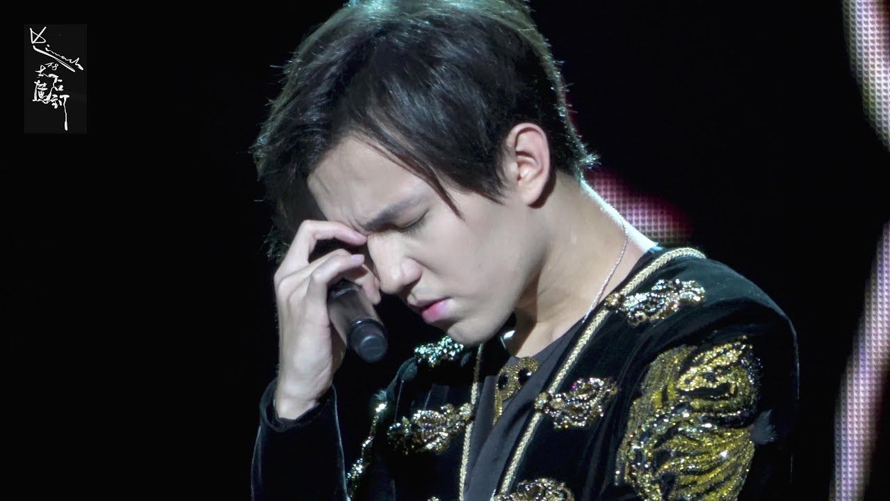 [Fancam]My Swan我的天鹅-迪玛希Dimash Kudaibergen Димаш Кудайберген, 22/03 Moscow concert