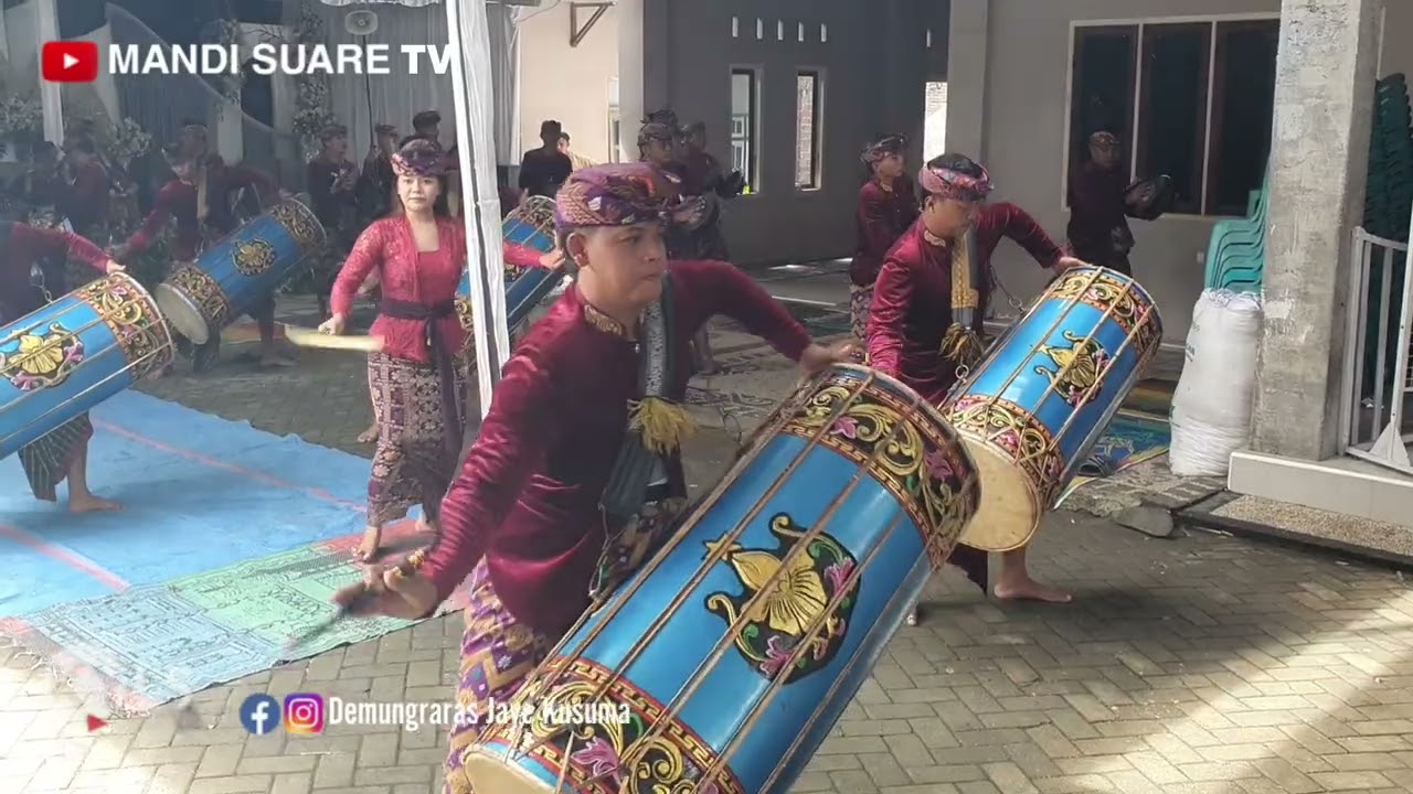 TABUH VARIASI KEDATANGAN BERSAMAAN GENDANG BELEQ TUNGGAL GALIH & GB MANDI SUARE KUANGWAI DI LENTING