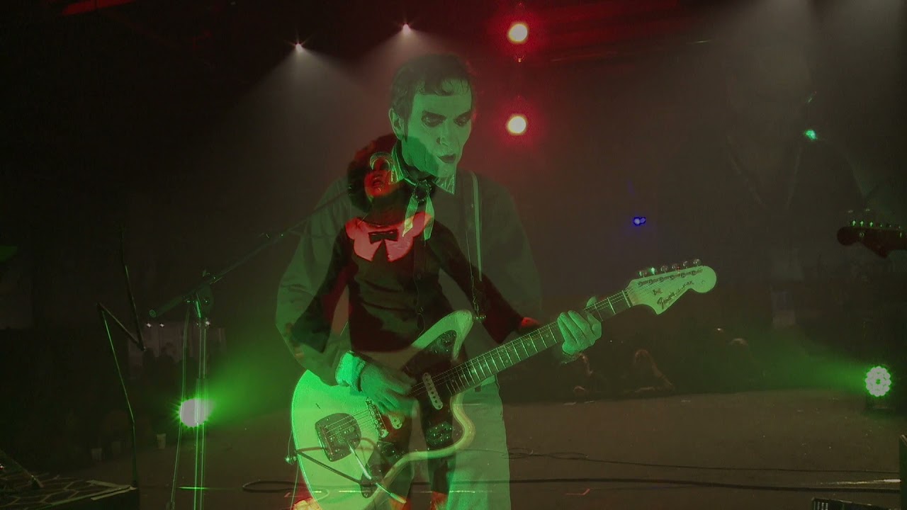 La Poison - Shake it - Live TATTOO CONV LE MANS