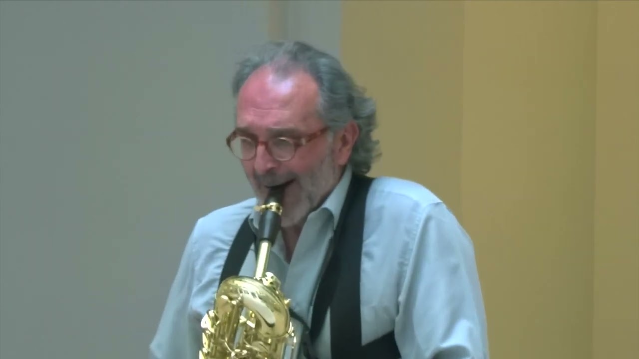 Espejos rotos (2014) - Voro García - Saxophone Andrés Gomis