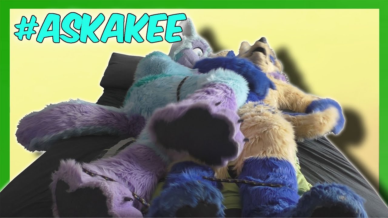KEENORAS bester Freund - eine FESSELNDE Beziehung | #AskAKee feat. Keenora Fluffball
