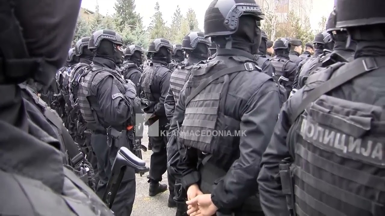 A po operojnë “Tigrat” në rrugët e Shkupit pa dijeni të MPB-së?