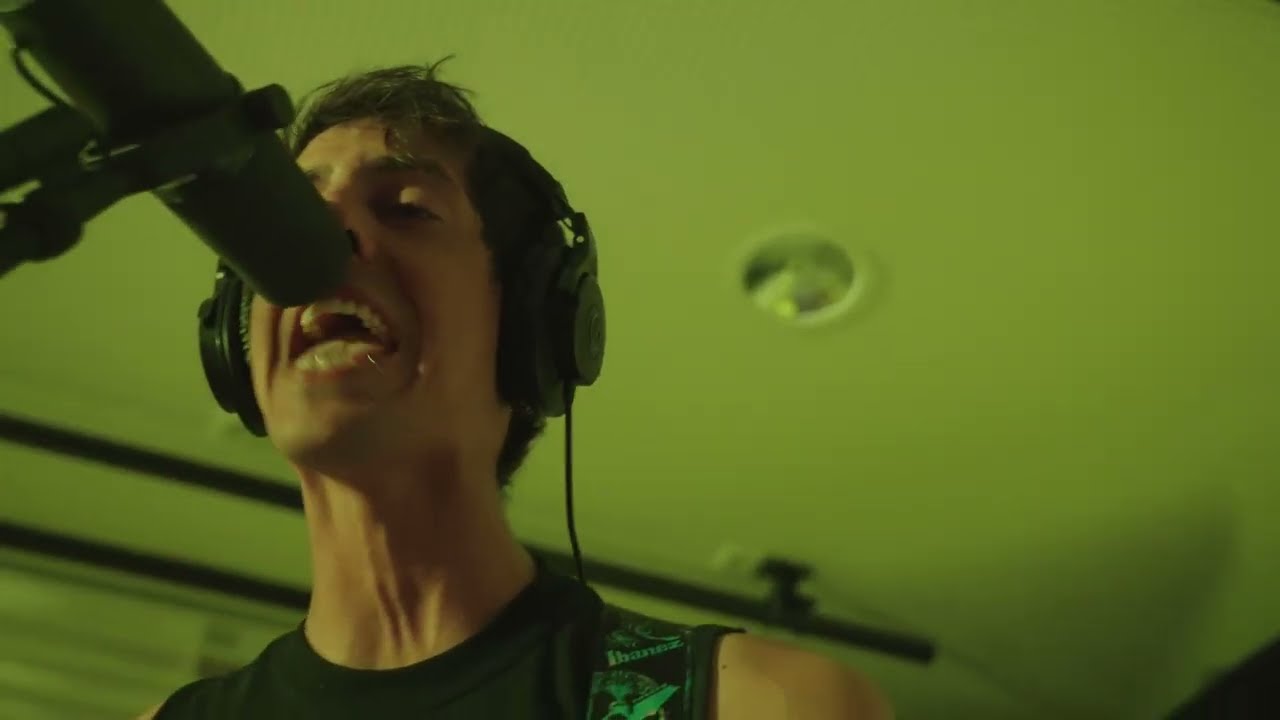 Flying Frogs Sessions LAB AUSA - Controlled Existence