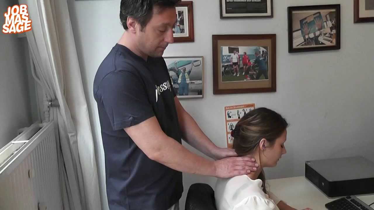 Nek- en schoudermassage tip van Menno van Jobmassage.