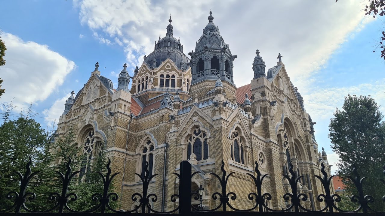 Érdemes megnézni: Zsinagóga, Szeged