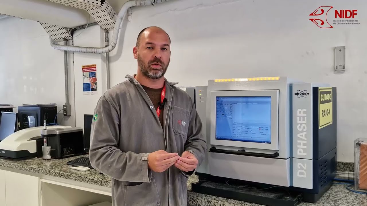 Difratômetro de Raios X (DRX)